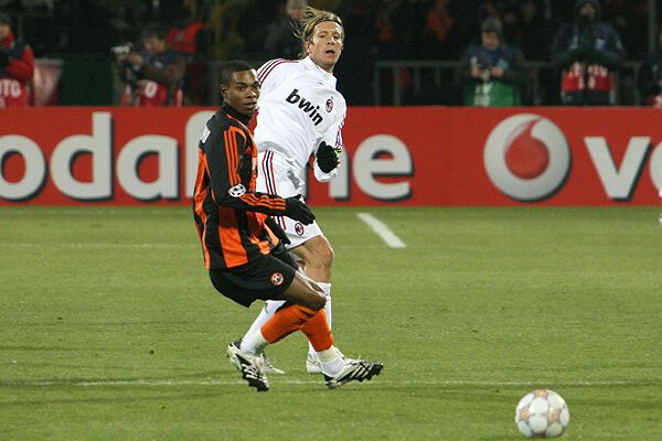 "Шахтер" бит "Миланом": хронология матча