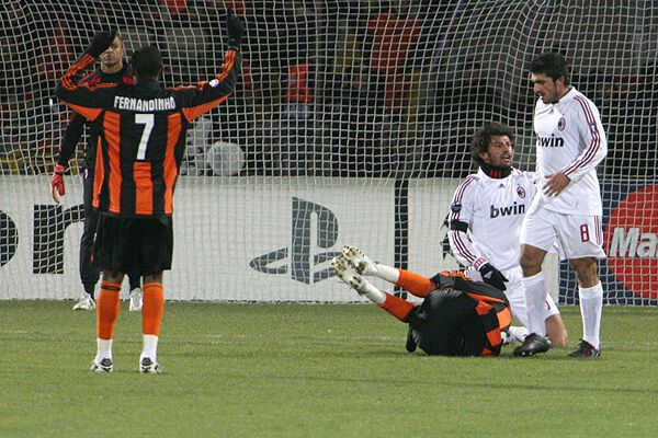 "Шахтер" бит "Миланом": хронология матча