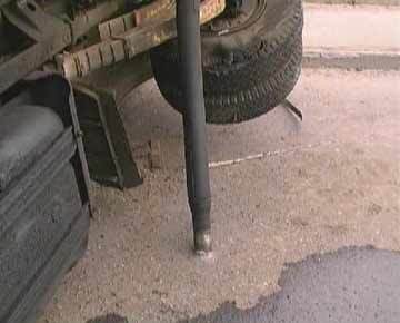 ДТП: из-за лопнувшего колеса перевернулся "ЗИЛ" 