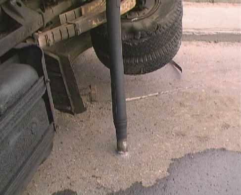 В Киеве перевернулся ЗИЛ