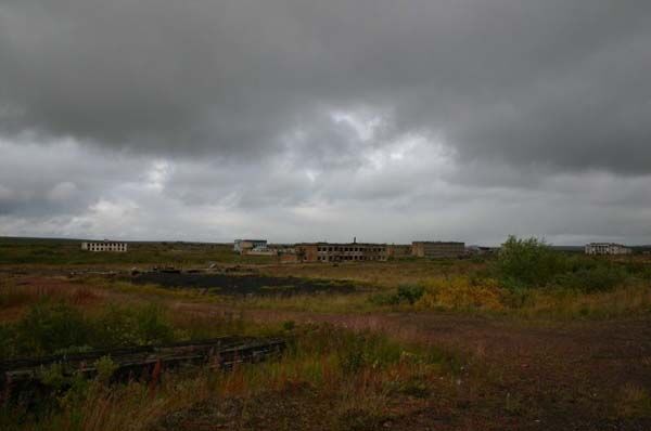 Сталкерам: заброшенный шахтерский поселок Промышленный. ФОТО