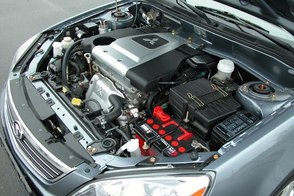 Бриллианты напрокат - Soueast Lioncel New