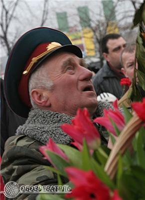 В Киеве открыли памятник воинам-интернационалистам