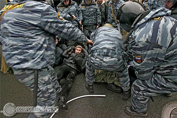 Революция в Питере. Милиция проводит аресты. ФОТОРЕПОРТАЖ