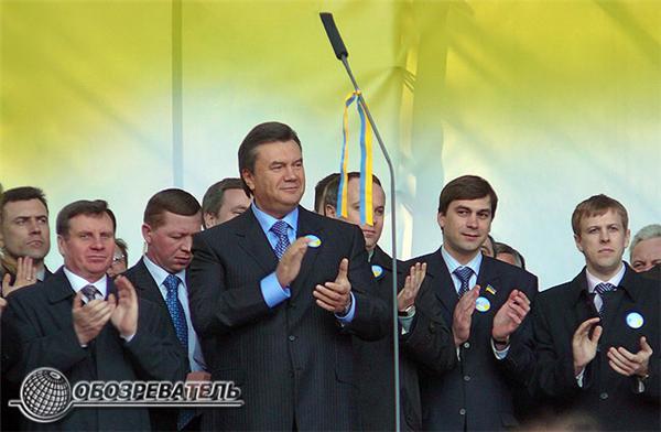 На мітингу Януковичу було замало однієї партнерки 