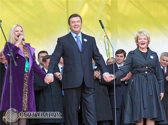 На мітингу Януковичу було замало однієї партнерки 