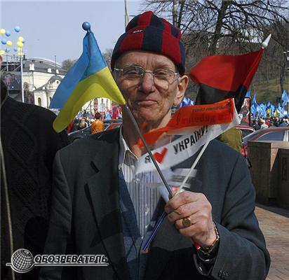 На мітингу Януковичу було замало однієї партнерки 
