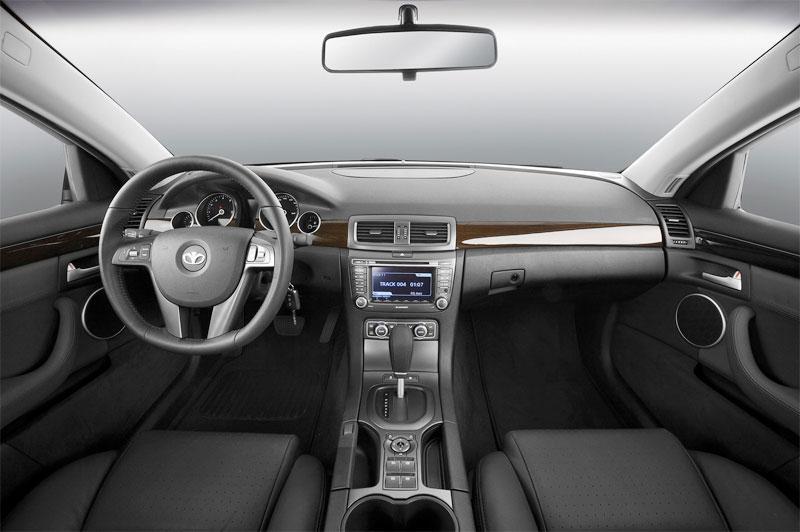 GM Daewoo представил седан премиум-класса