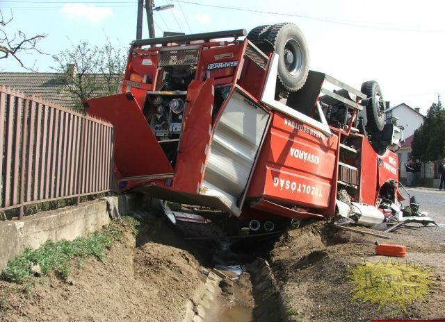 Серьезная авария на ровном месте
