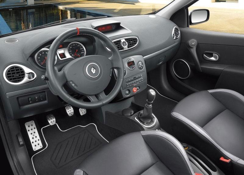 Renault Clio получил новую версию