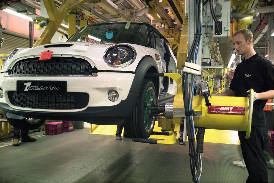 Mini выпустил миллионный автомобиль