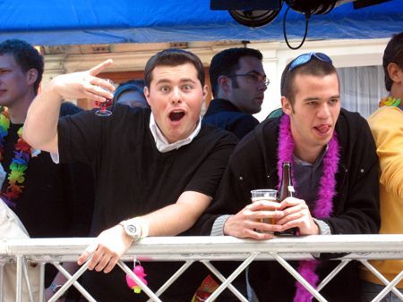 2 тисячі геїв та лесбійок вийшли на вулиці Брюсселя