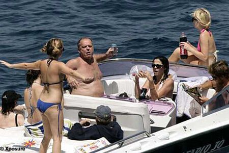 70-річний Джек Ніколсон розважився з дівчатами на яхті. ФОТО