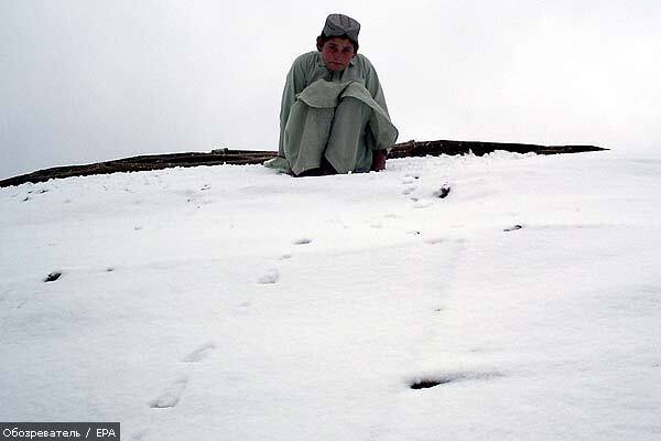 В Арабских Эмиратах впервые слепили снежную бабу