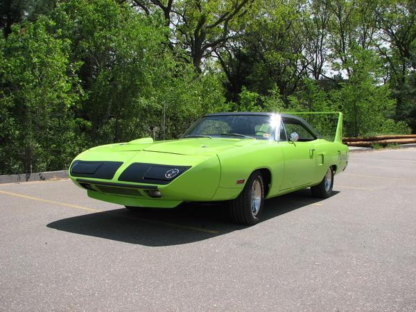 Космический челнок - Plymouth Superbird 1970