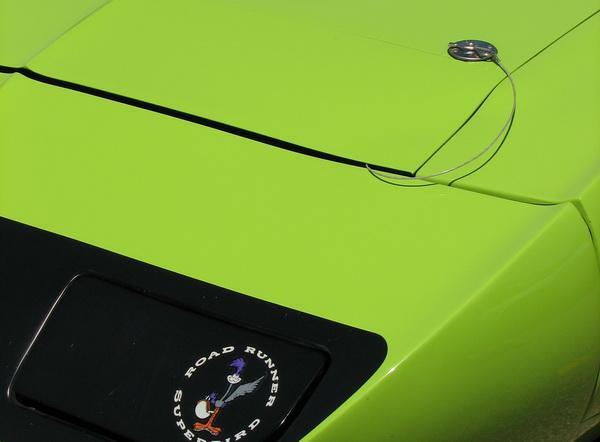 Космический челнок - Plymouth Superbird 1970