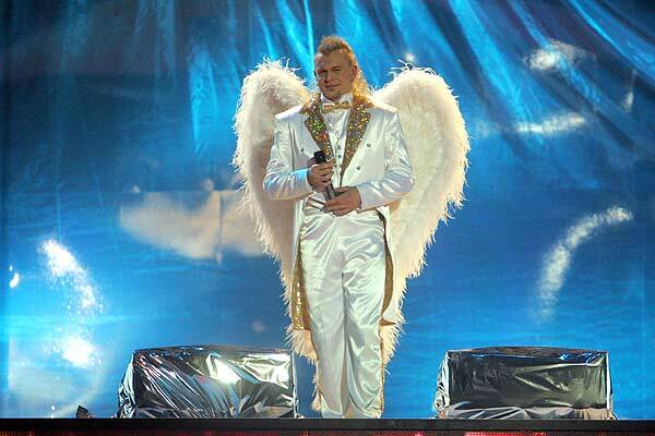 Ющенко окунулся в вертеп с козлами и забавами