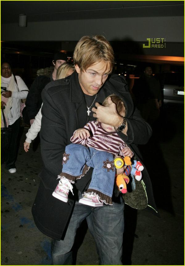 Дочь Анны-Николь Смит - несчастна?