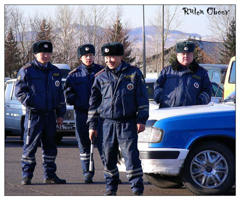 Міліція з народом. П'яна, хамувата і просто смішна ...