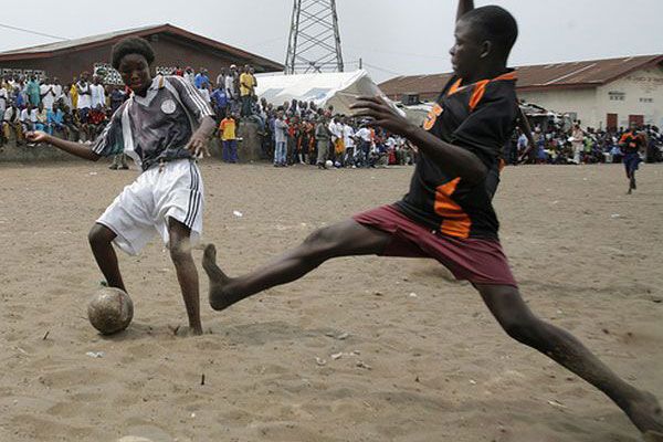 Фотоужас! Футбол в Африке