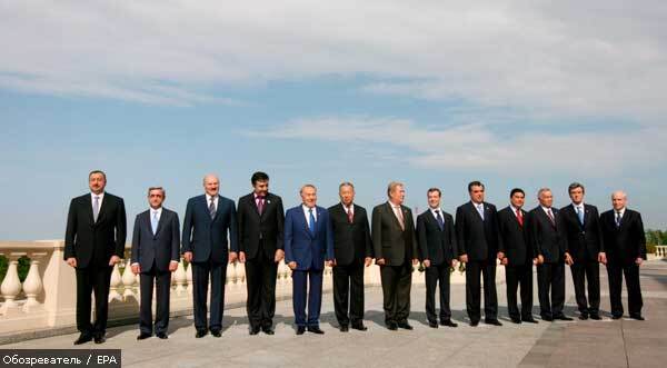 Если СНГ "умрет", Россию ждет распад