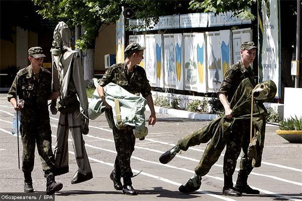 Кабмин "поставил под ружье" 25 тысяч украинцев