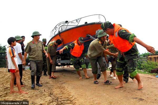 Тайфун погубил девятерых вьетнамцев