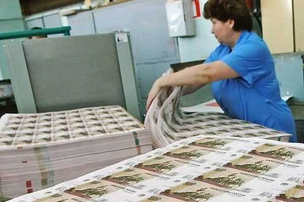 Россия бросает предельную сумму на спасение экономики