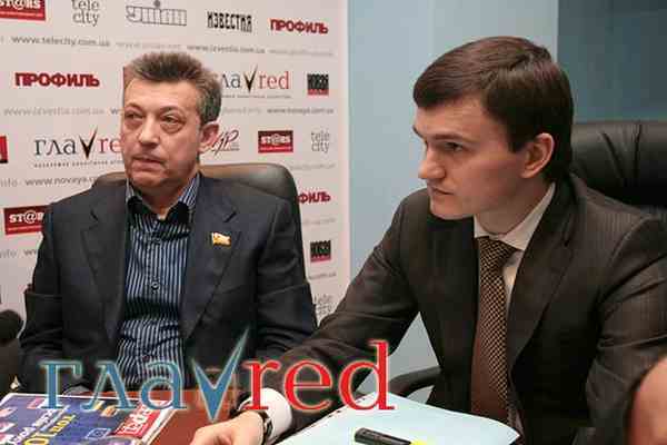 Рассмотрение иска БЮТ перенесли на завтра