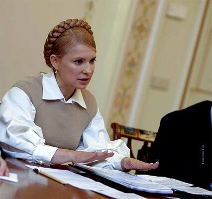 Тимошенко обвинила Ющенко в давлении на суды