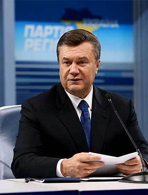 Янукович еще подумает, идти ли ему на президентские выборы