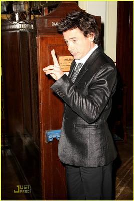 Гай Річі почав працювати над "Шерлоком Холмсом"