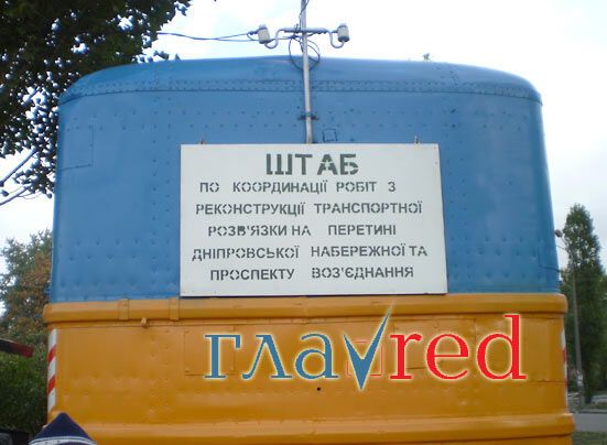 Мост Патона парализует огромная пробка