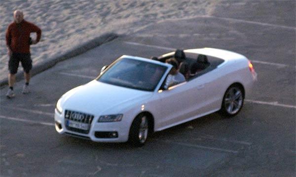 Кабриолет Audi S5 засветился в Сети