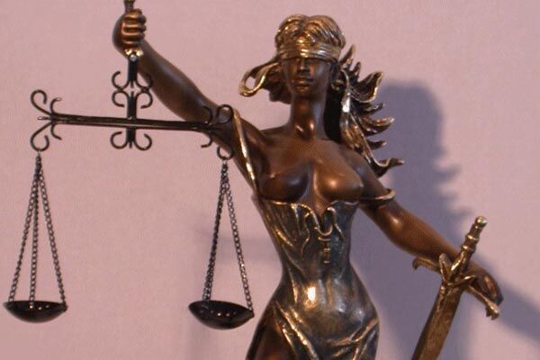 Админсуд вновь отложил рассмотрение жалобы Ющенко о выборах