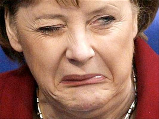 Меркель обиделась на приставания Саркози