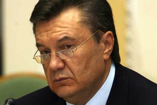 Янукович для Крыма стал "персоной нон грата" 