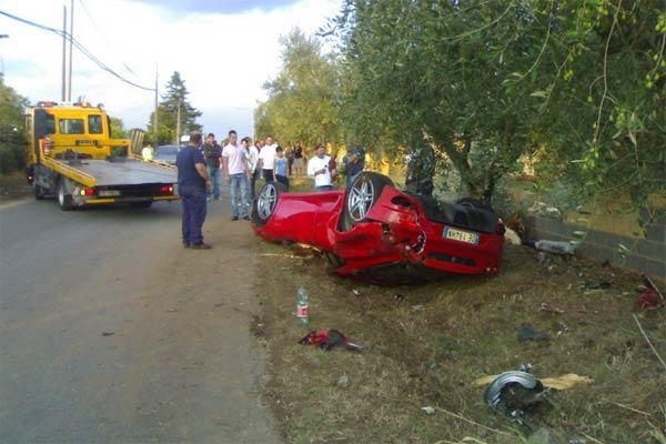 Крутой Ferrari разбили на бешенной скорости!