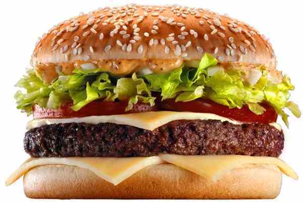 McDonald's заработал на кризисе больше миллиарда долларов