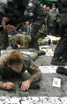 Екстрім-Україна. Хто керує парадом?, 23 октября 2008