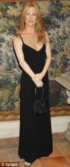 Пополнения у мадам Тюссо. Сравни с оригиналом