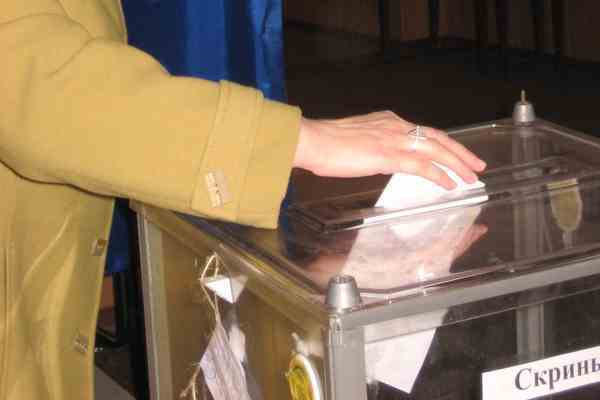 "Наша Украина" и Блок Литвина могут не попасть в парламент