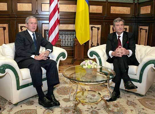 Буш выдал Украине и Грузии аванс