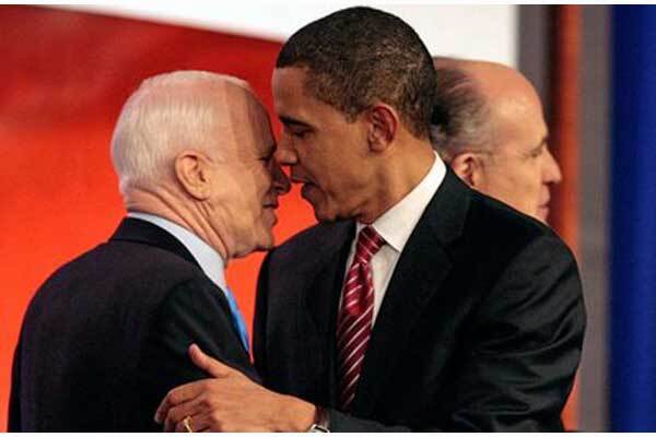 Маккейн и Обама соревнуются за "неопределившихся"