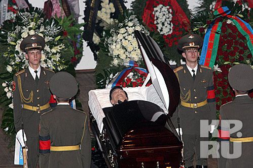 Пугачева стала певицей благодаря Магомаеву