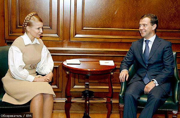 Тимошенко обсудила с Медведевым 11 приоритетов