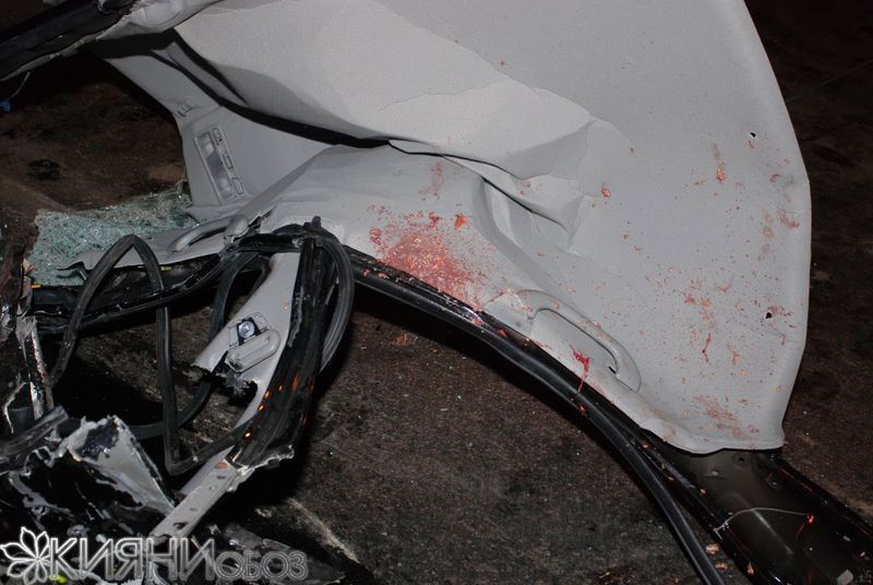 ДТП: рассыпавшееся зерно убило два человека, помяты 9 авто