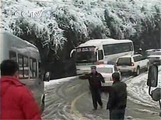 На Тибет обрушились сильнейшие снегопады
