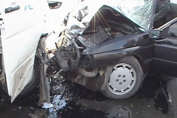 В результате ДТП под Киевом пострадали 13 человек