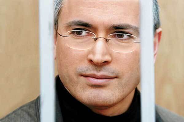 Борис Акунин взял интервью у Ходорковского